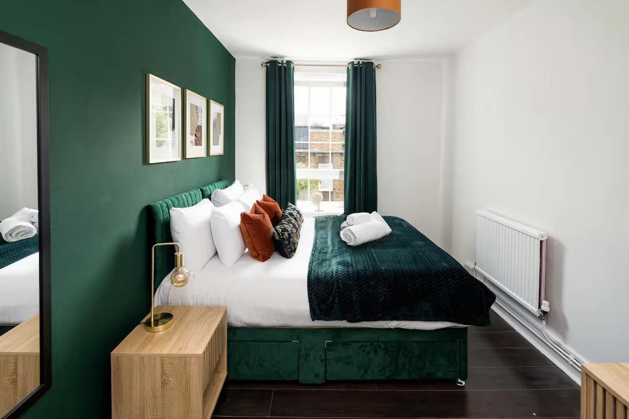Stylish 2br - Bridge - Tourist Spot Apartment *